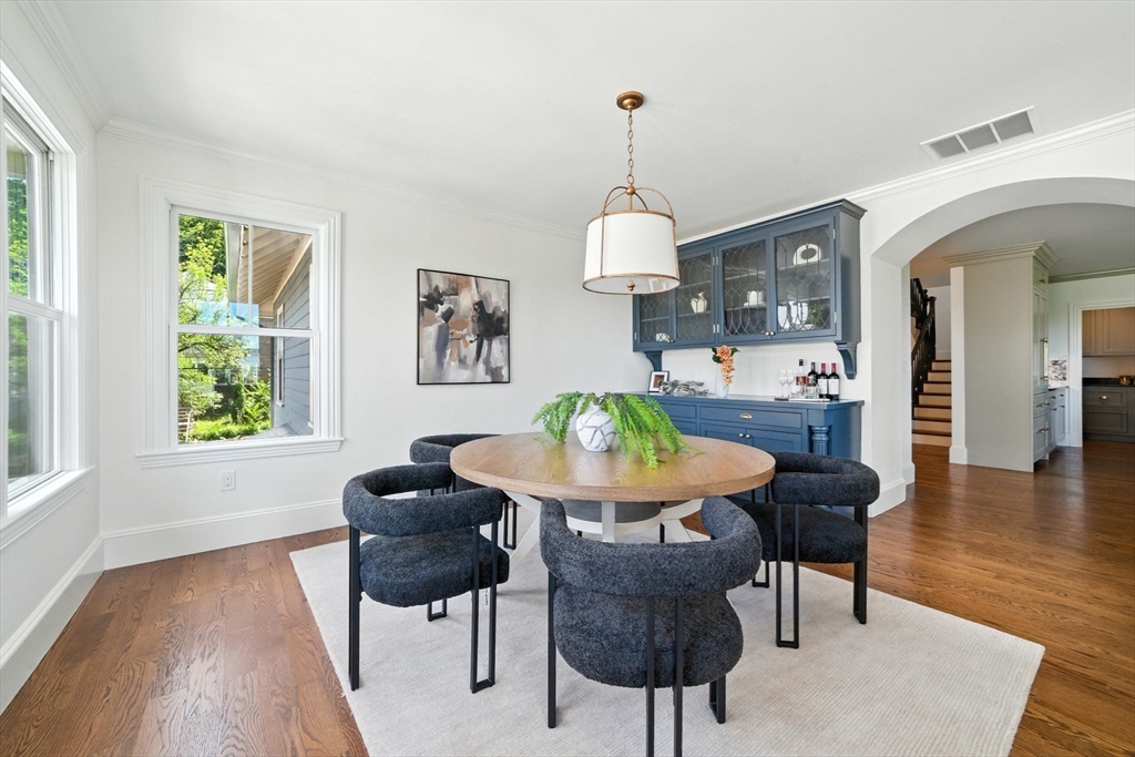 197 Winchester Street, Unit 1 Brookline, MA 02446 - Photo 10 of 42