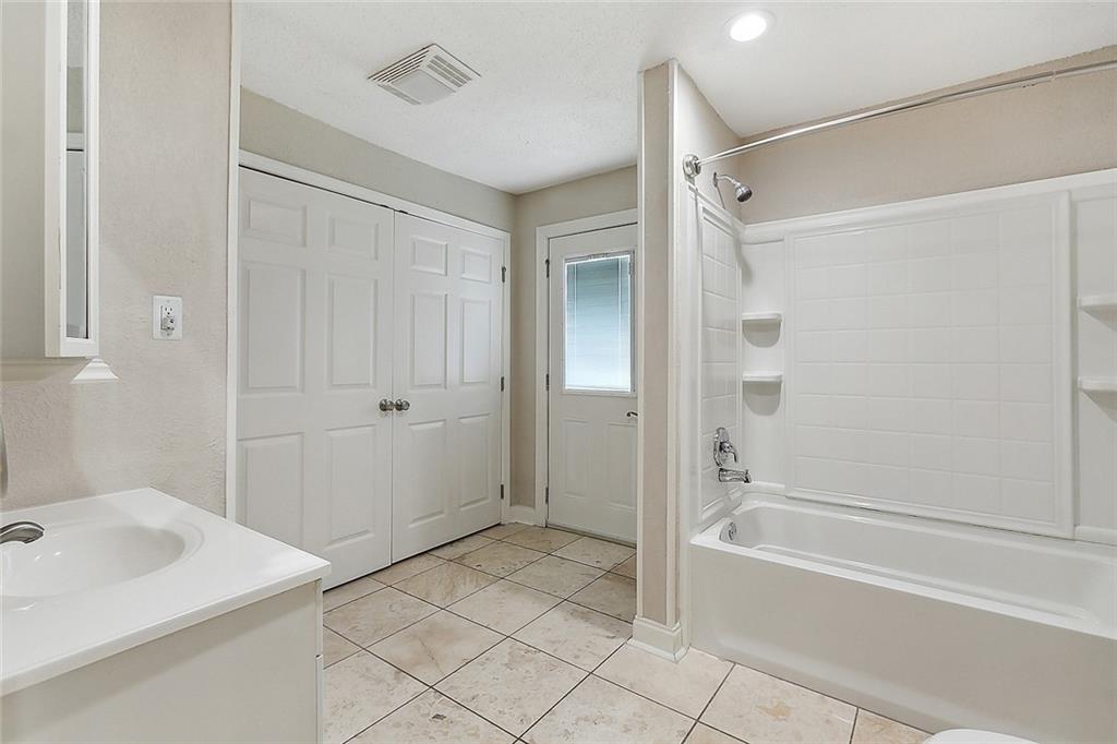 5525 Perrin Street Lafitte, LA 70067 - Photo 6 of 10