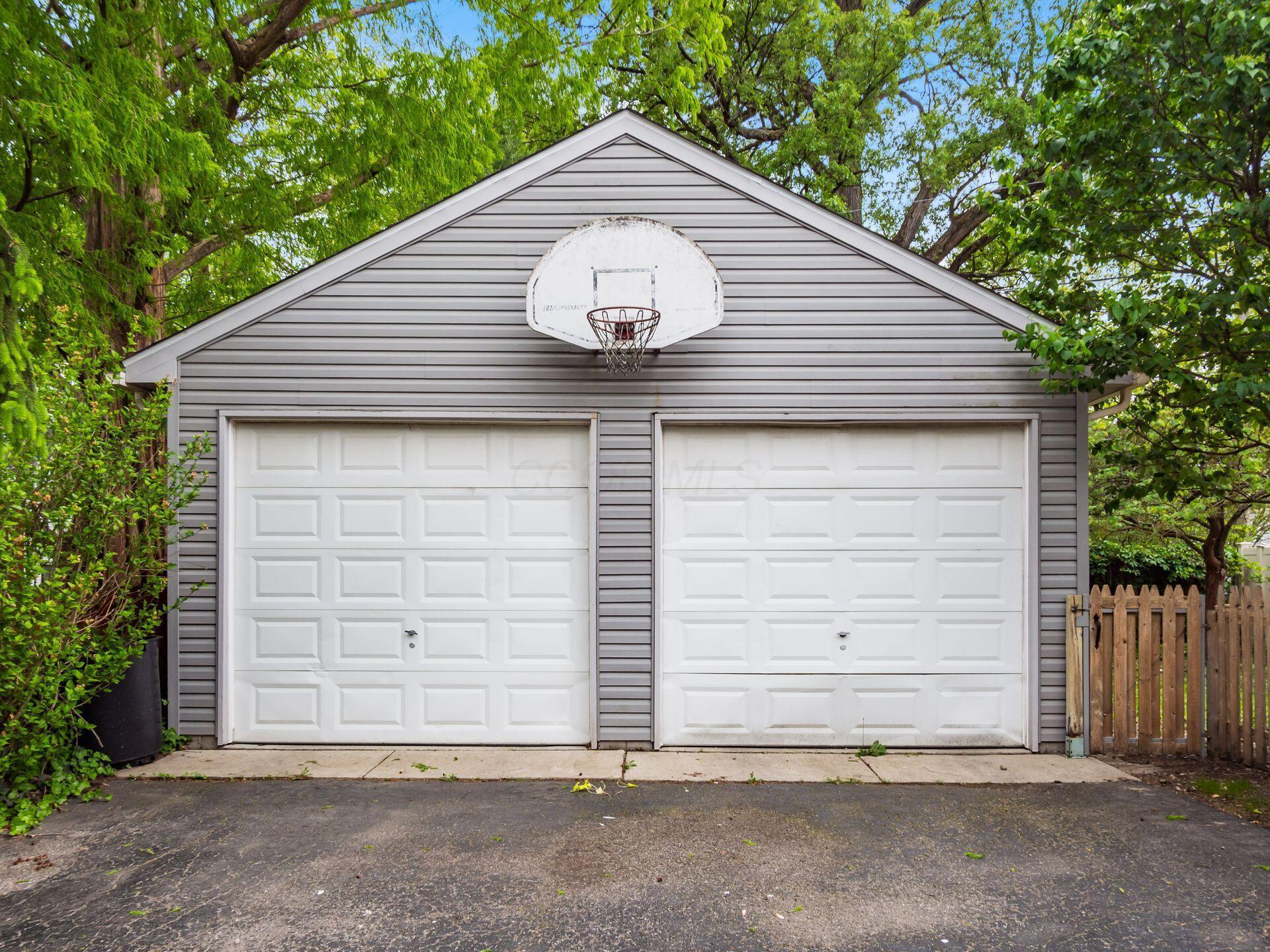 519 East Torrence Road Columbus, OH 43214 - Photo 46 of 64 055_1726_A 519 E Torrence 125
