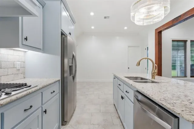 $425,000 | 3862 North Jasmine Drive, Lake Charles, LA 70605