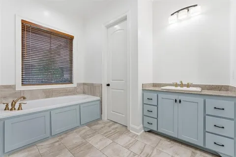 $425,000 | 3862 North Jasmine Drive, Lake Charles, LA 70605