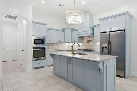 $425,000 | 3862 North Jasmine Drive, Lake Charles, LA 70605