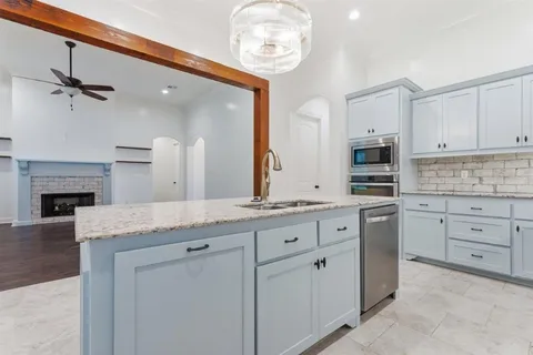 $425,000 | 3862 North Jasmine Drive, Lake Charles, LA 70605