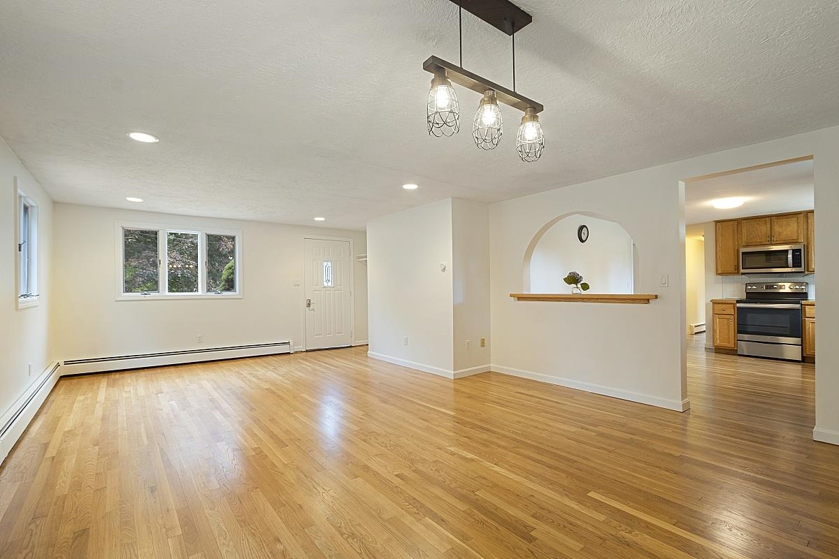 24 Maclarnon Road Salem, NH 03079 - Photo 15 of 40 Gallery Image 15