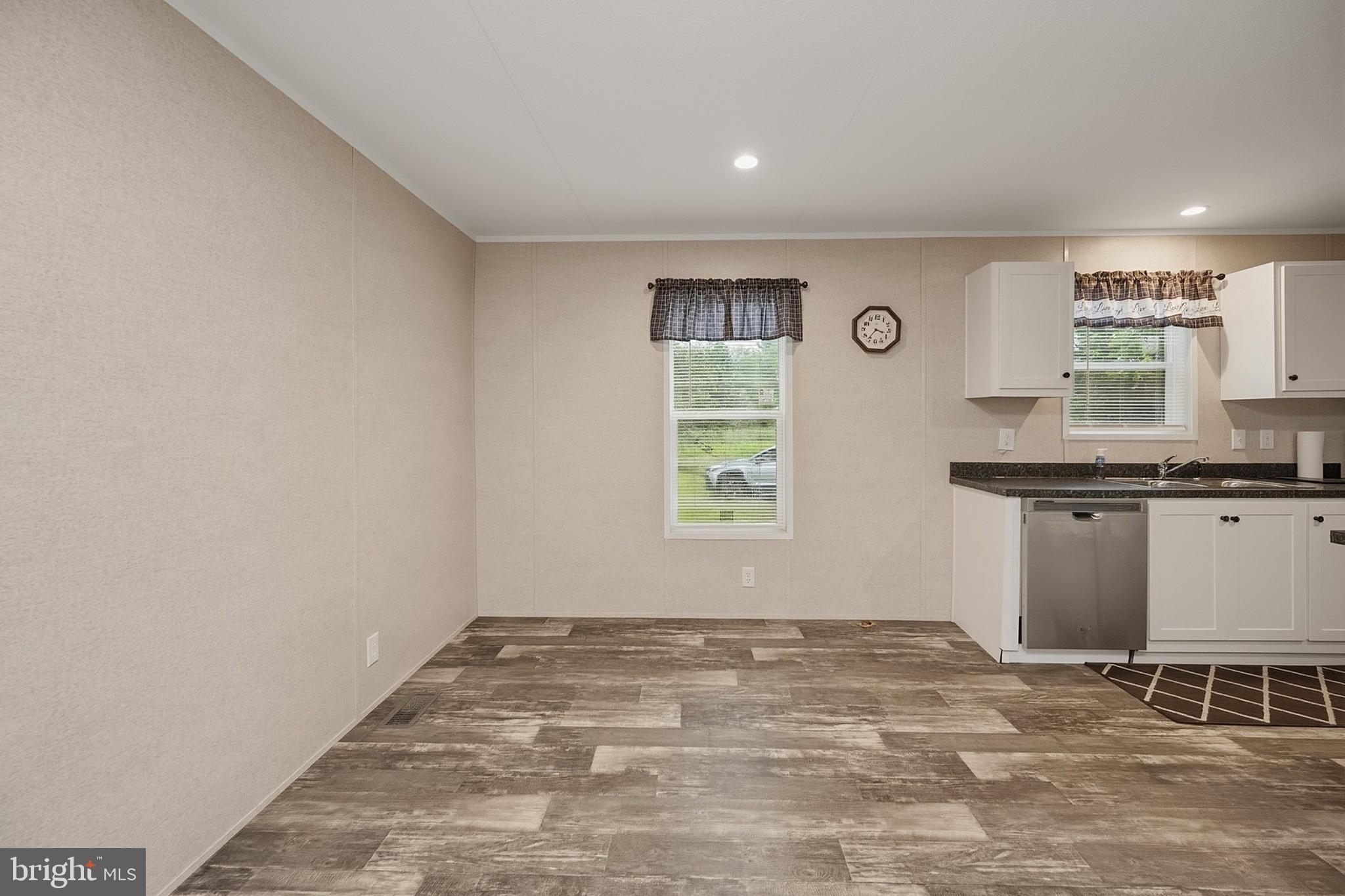 635 Dennett Road Oakland, MD 21550 - Photo 16 of 50
