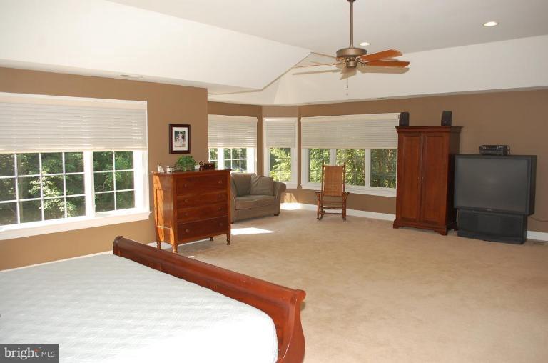 929 Hilltop Road Arnold, MD 21012 - Photo 20 of 30 Master Bedroom #2