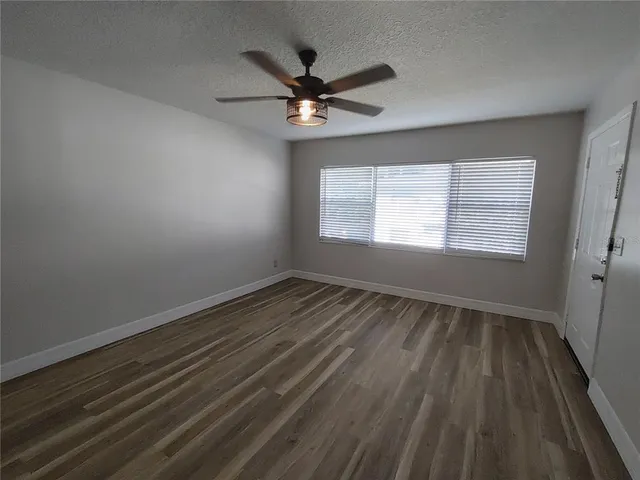 $1,450 | 316 West Howry Avenue, Unit 4, Deland, FL 32720