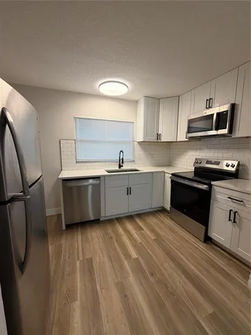 $1,450 | 316 West Howry Avenue, Unit 4, Deland, FL 32720