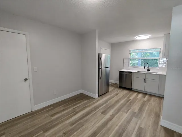 $1,450 | 316 West Howry Avenue, Unit 4, Deland, FL 32720