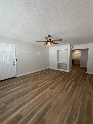 $1,450 | 316 West Howry Avenue, Unit 4, Deland, FL 32720