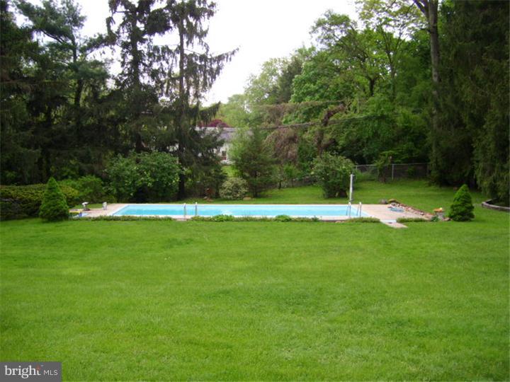 602 Conshohocken State Road Penn Valley, PA 19072 - Photo 16 of 18 Back Yard