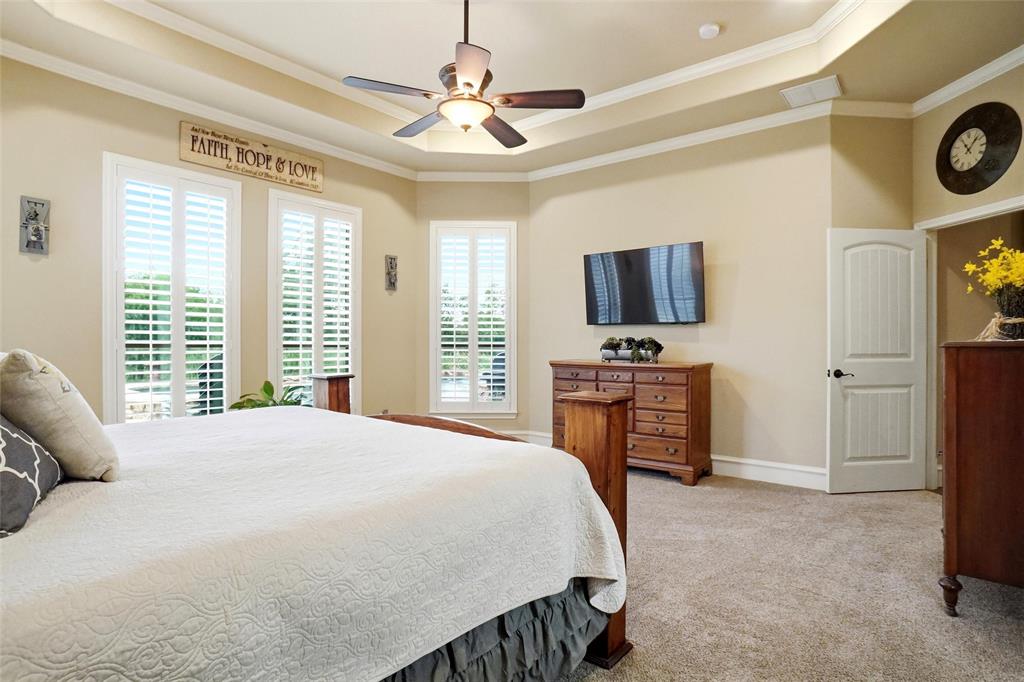 124 Carnes Court Springtown, TX 76082 - Photo 20 of 40