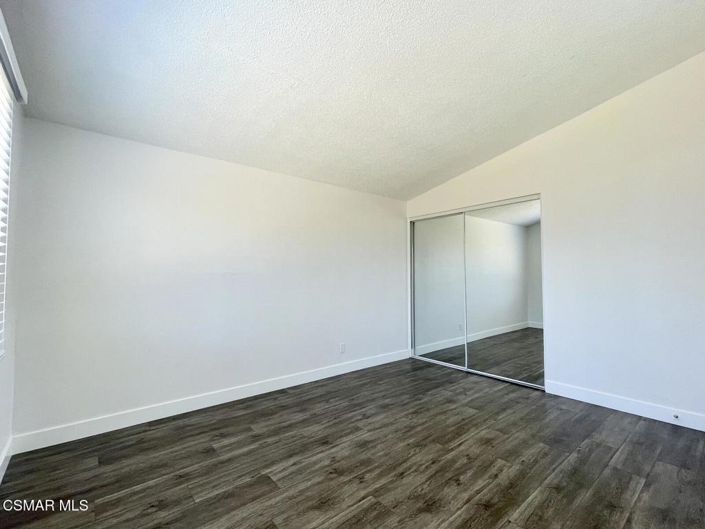 1507 Buster Street Simi Valley, CA 93065 - Photo 15 of 32