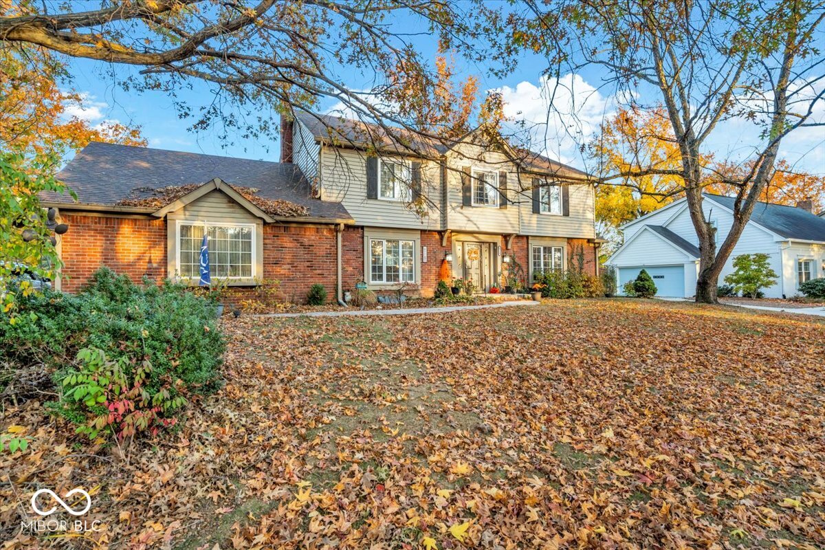 8729 Staghorn Road Indianapolis, IN 46260 - Photo 2 of 4 Gallery Image 2
