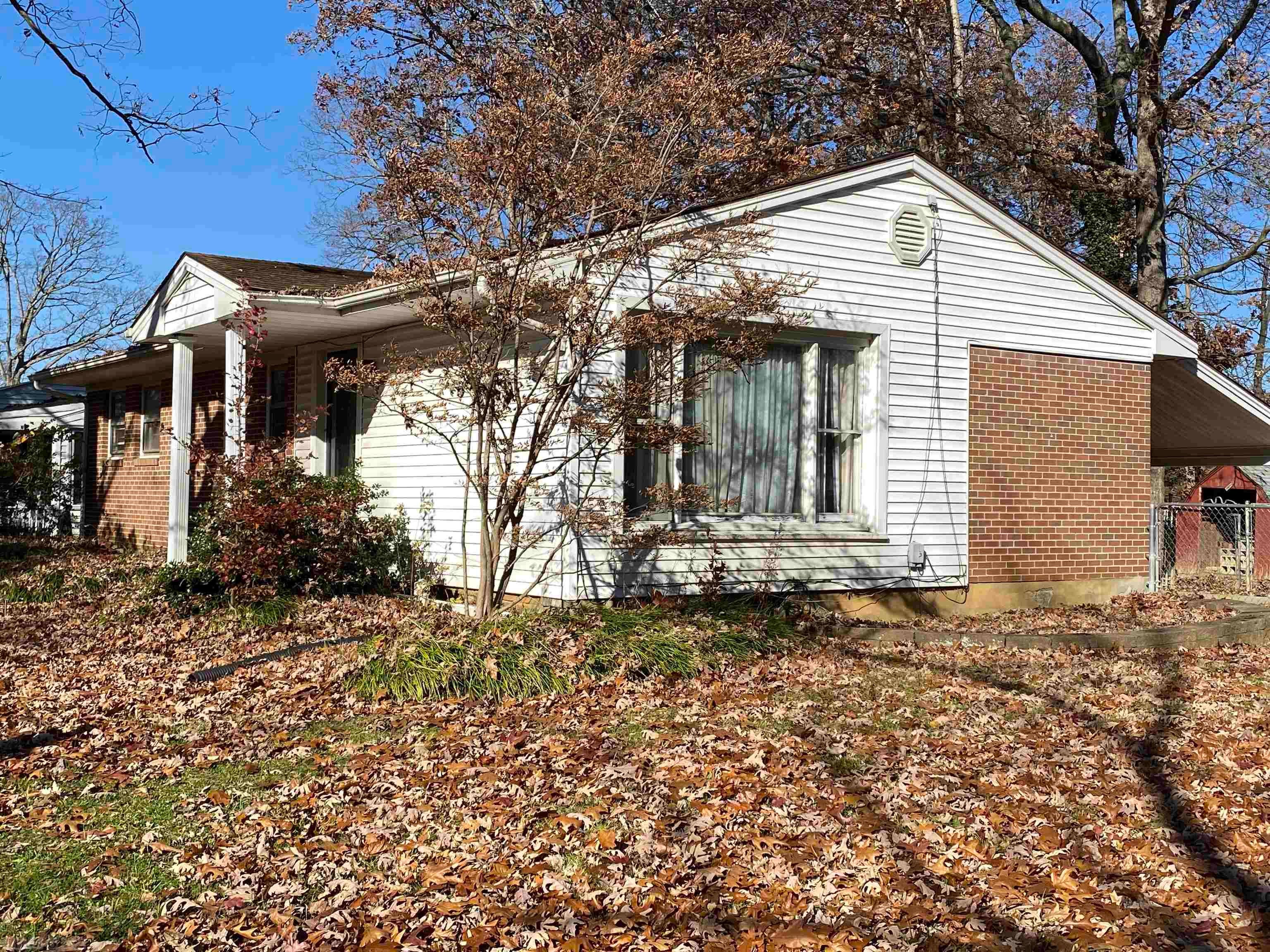 280 Overhill Road Southeast Christiansburg, VA 24073 - Photo 3 of 35 Gallery Image 3