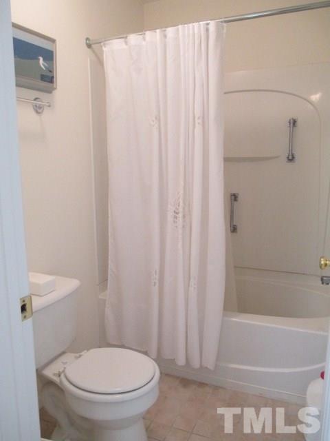8311 Hempshire Place, Unit 104 Raleigh, NC 27613 - Photo 8 of 15 Gallery Image 8