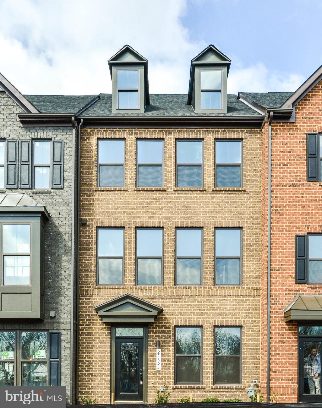 22353 Exe Square Ashburn, VA 20148 - Photo 1 of 38