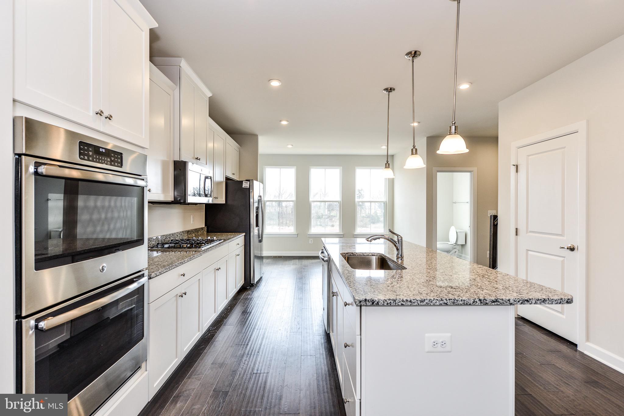 22353 Exe Square Ashburn, VA 20148 - Photo 5 of 38