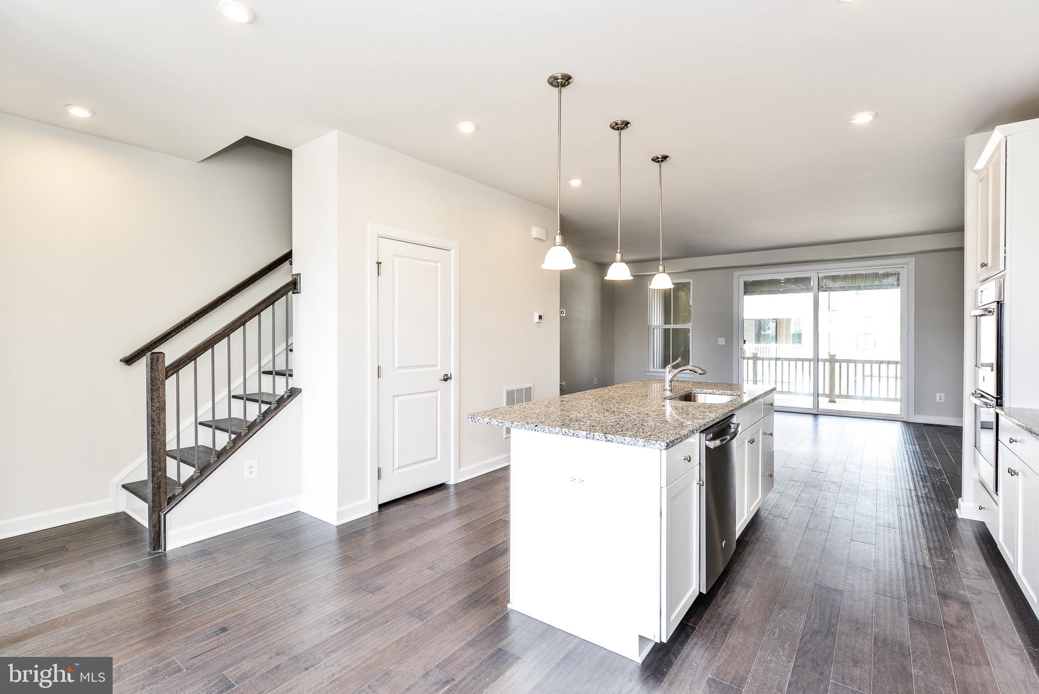 22353 Exe Square Ashburn, VA 20148 - Photo 7 of 38