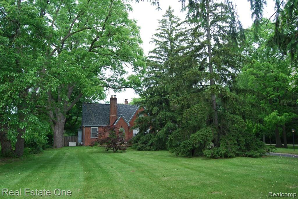 1330 John R Road Rochester, MI 48307 - Photo 24 of 27 Deep Lot from Road