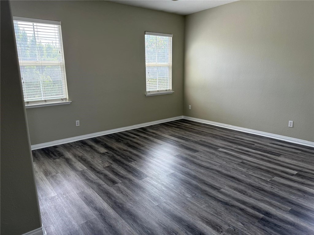 1742 Edmon Way Riverside, CA 92501 - Photo 16 of 23 Gallery Image 16