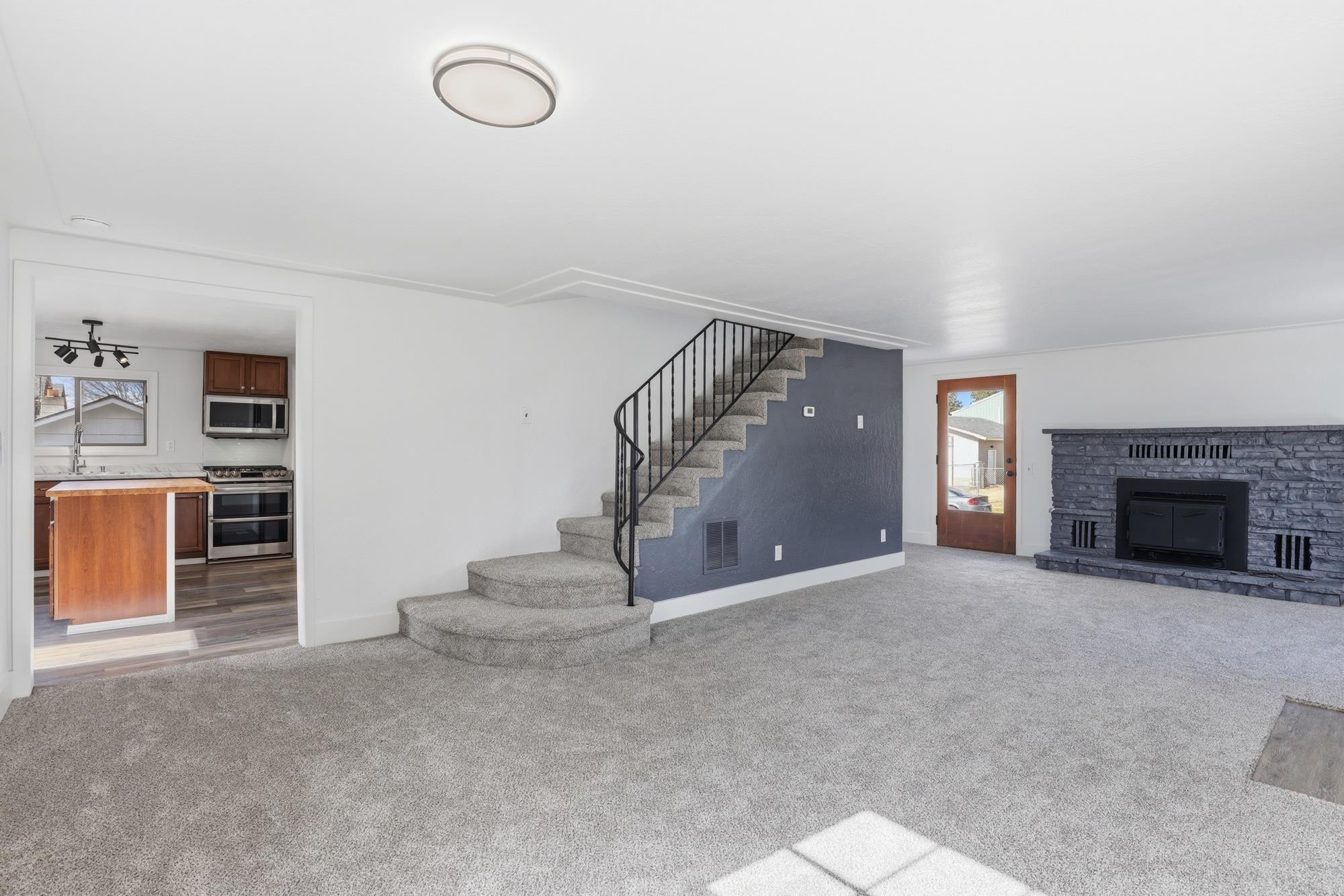6423 North Washington Street Spokane, WA 99208 - Photo 5 of 36