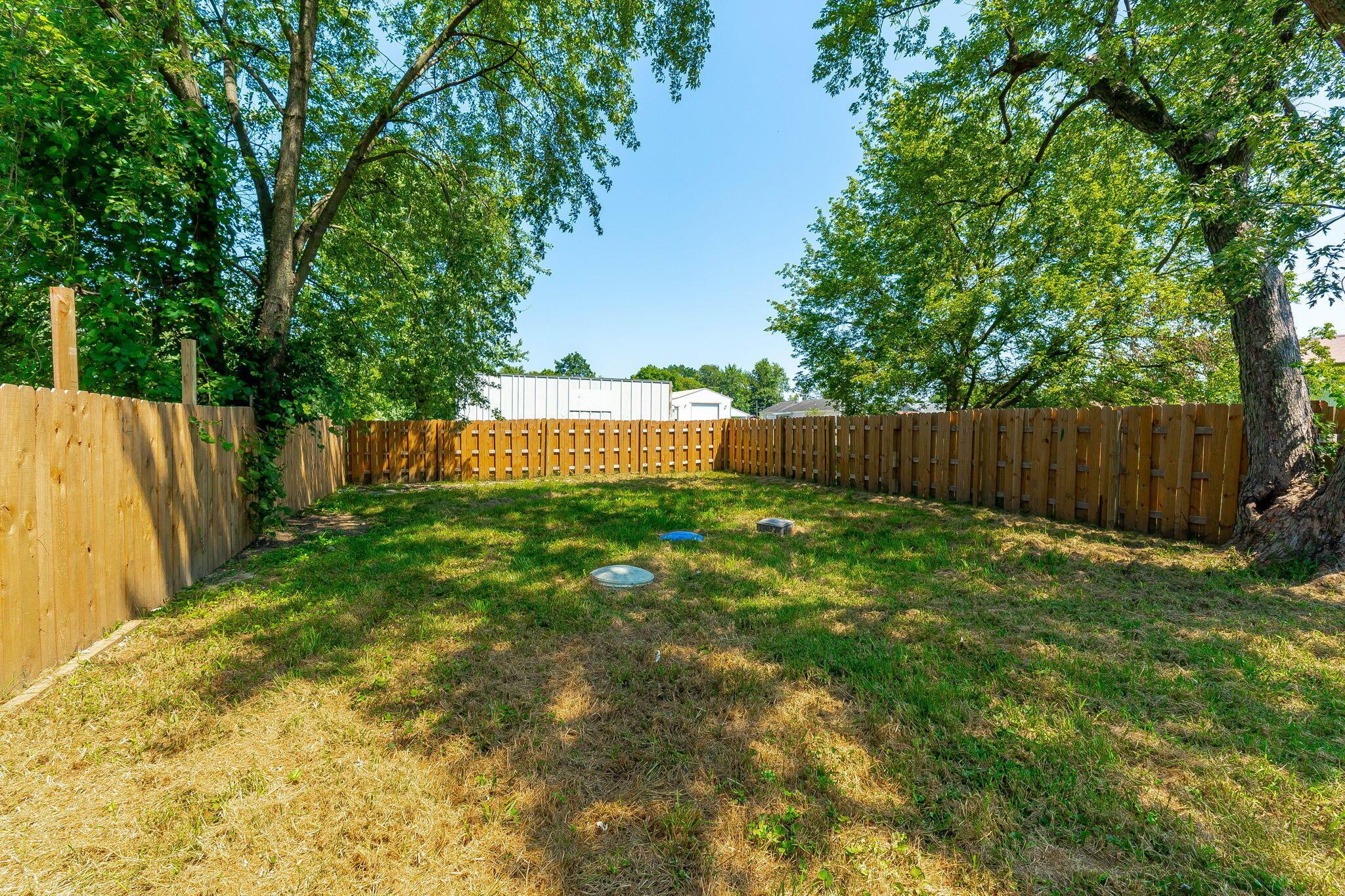 1122 Maplewood Road Columbus, OH 43207 - Photo 49 of 56 1122 Maplewood Rd (Exterior)-12-2