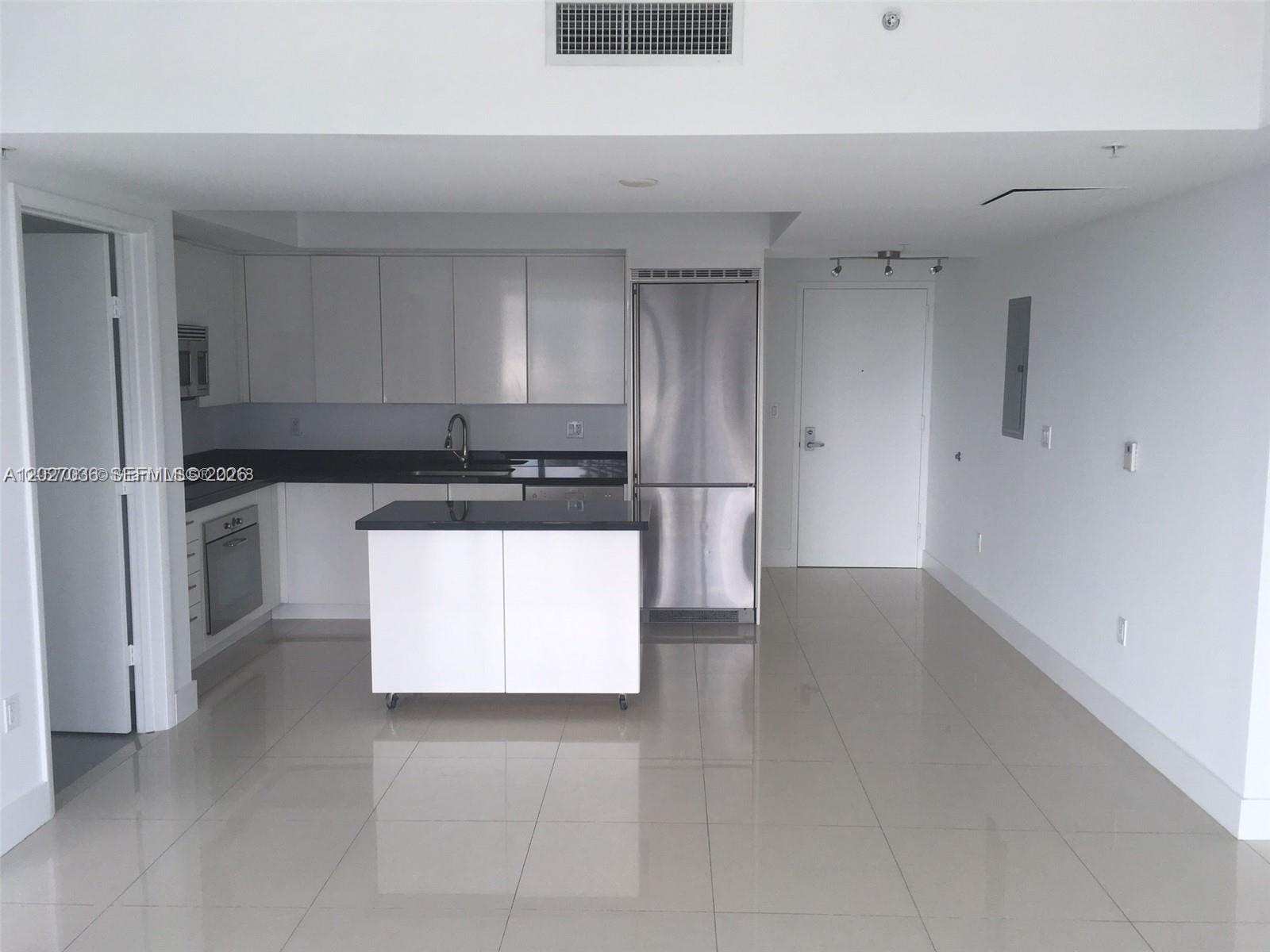 92 Southwest 3rd Street, Unit 3404 Miami, FL 33130 - Photo 5 of 10 Photo 5