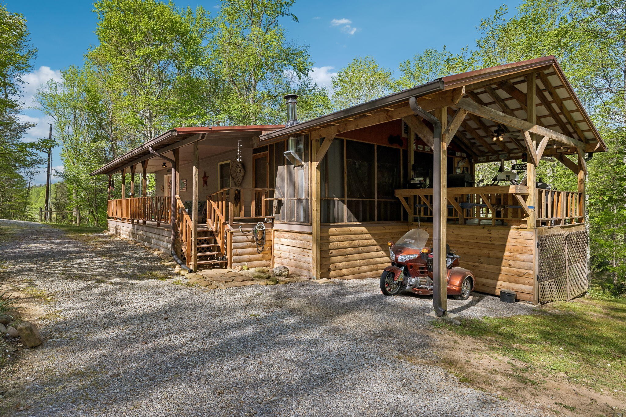 1532 Turkey Creek Road Tellico Plains, TN 37385 - Photo 28 of 65