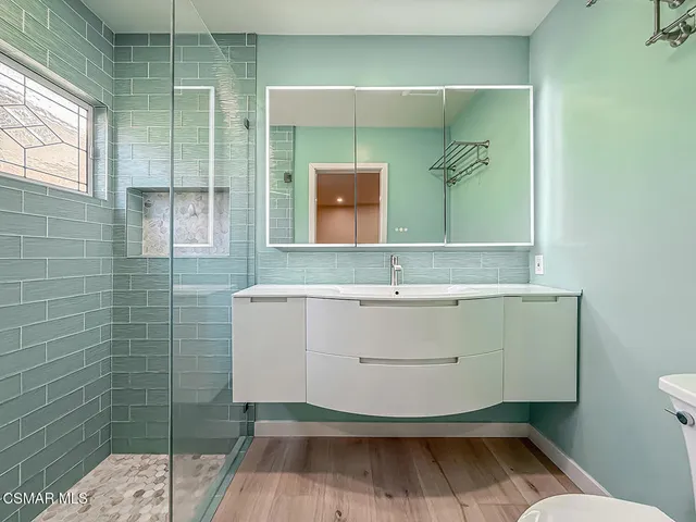 $1,350,000 | 21 Westbury Street, Thousand Oaks, CA 91360