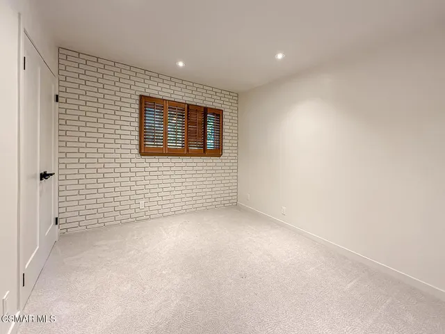 $1,350,000 | 21 Westbury Street, Thousand Oaks, CA 91360