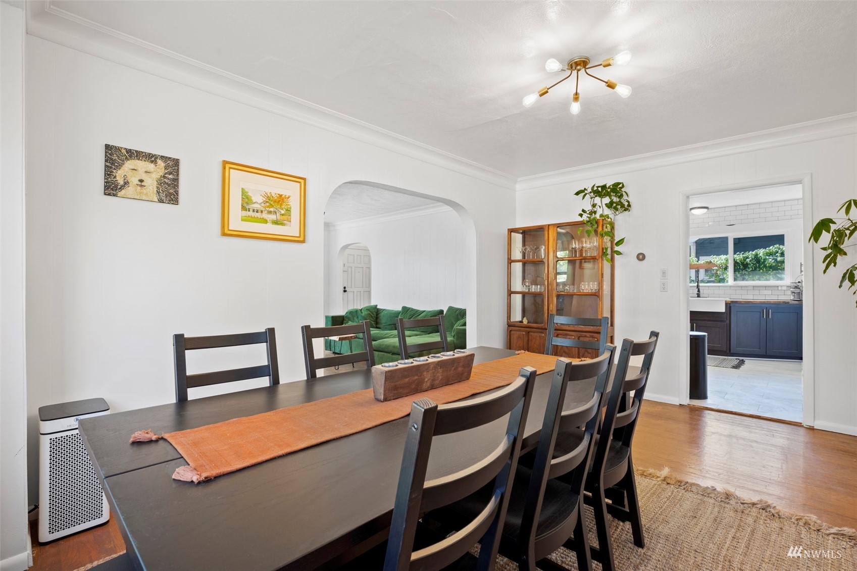 4632 Fawcett Avenue Tacoma, WA 98408 - Photo 17 of 35 a dining room with furniture and window