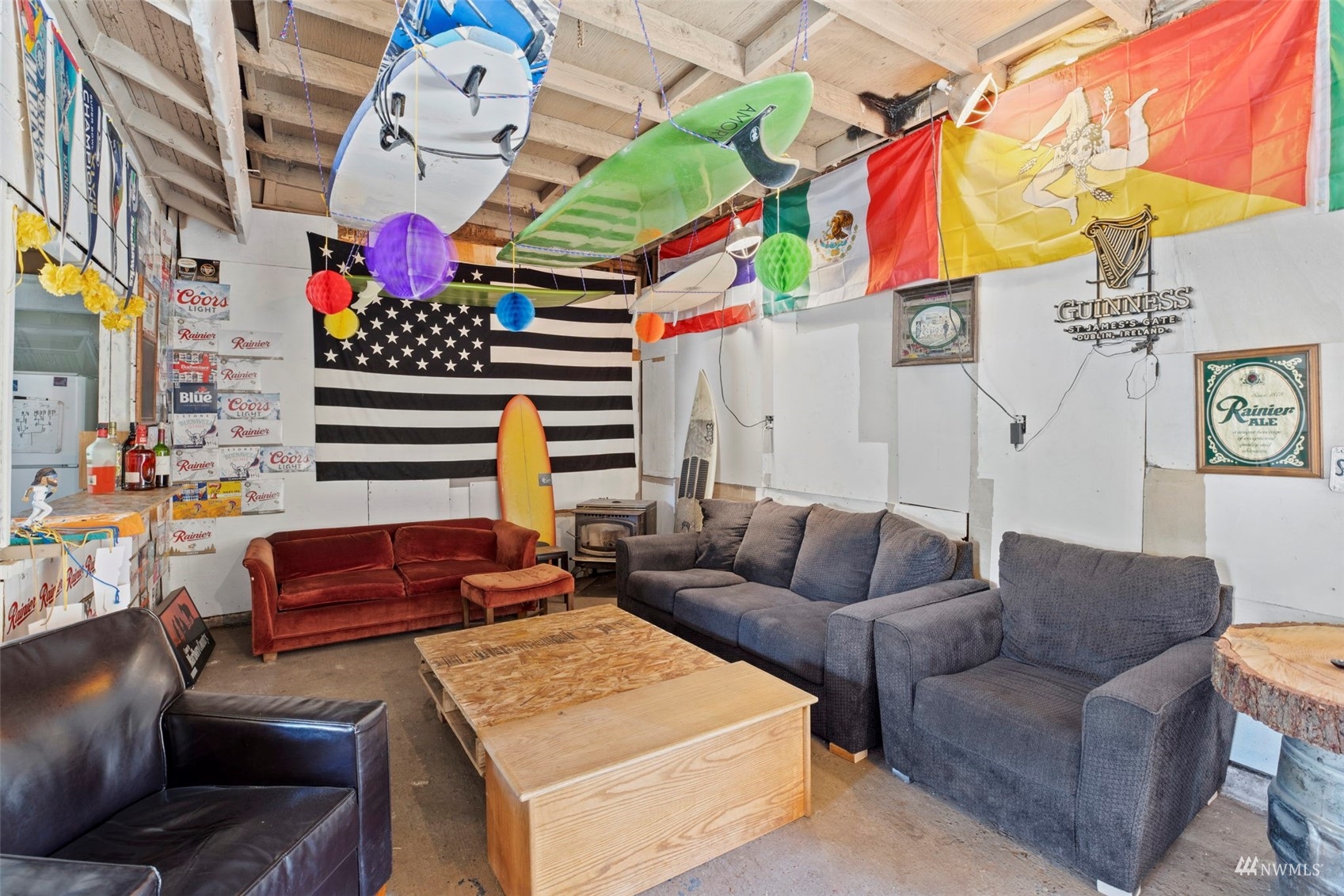4632 Fawcett Avenue Tacoma, WA 98408 - Photo 30 of 35 a living room with furniture and a couch