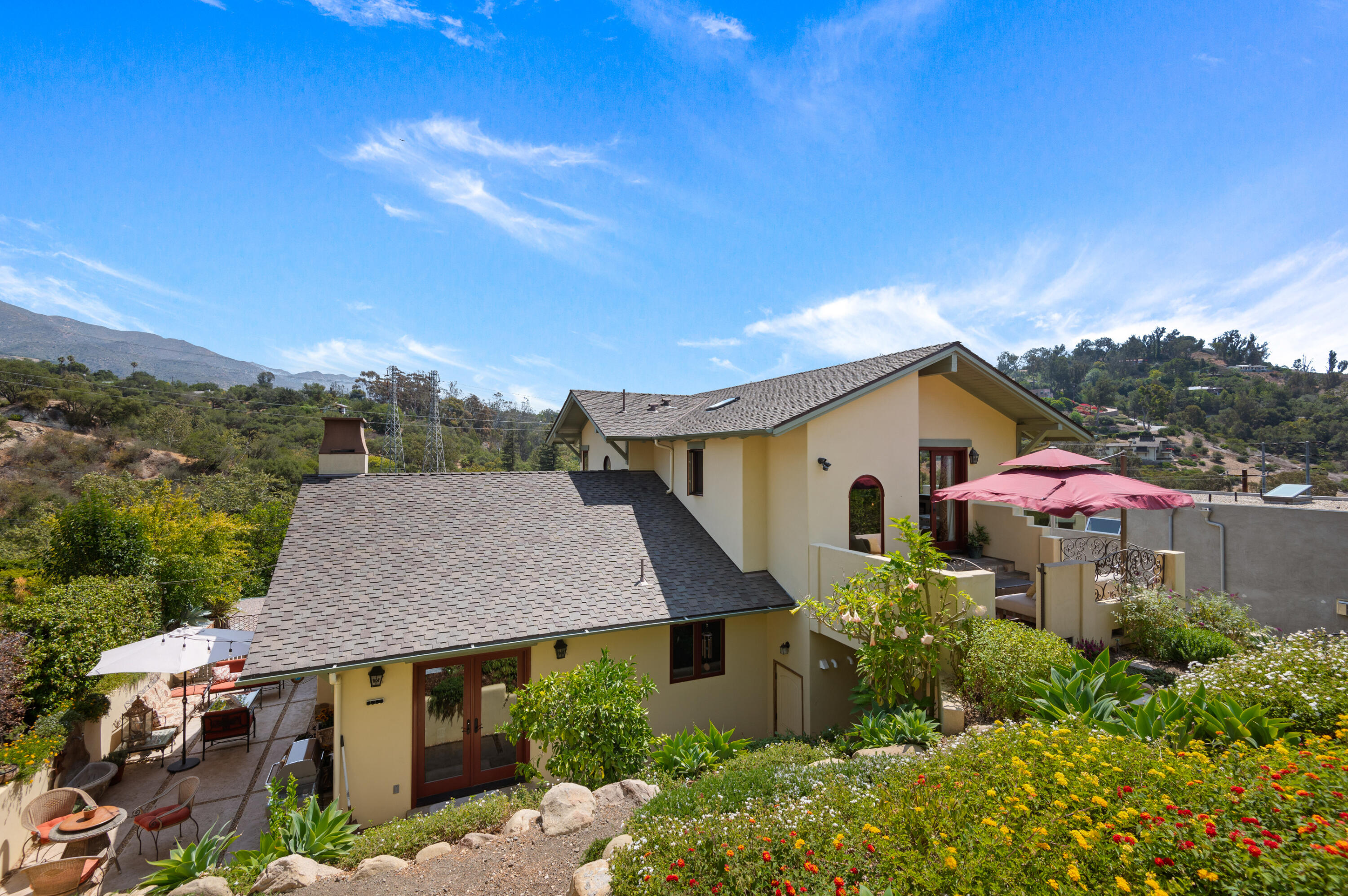 515 Conejo Road Santa Barbara, CA 93103 - Photo 23 of 33 23 - Rear View