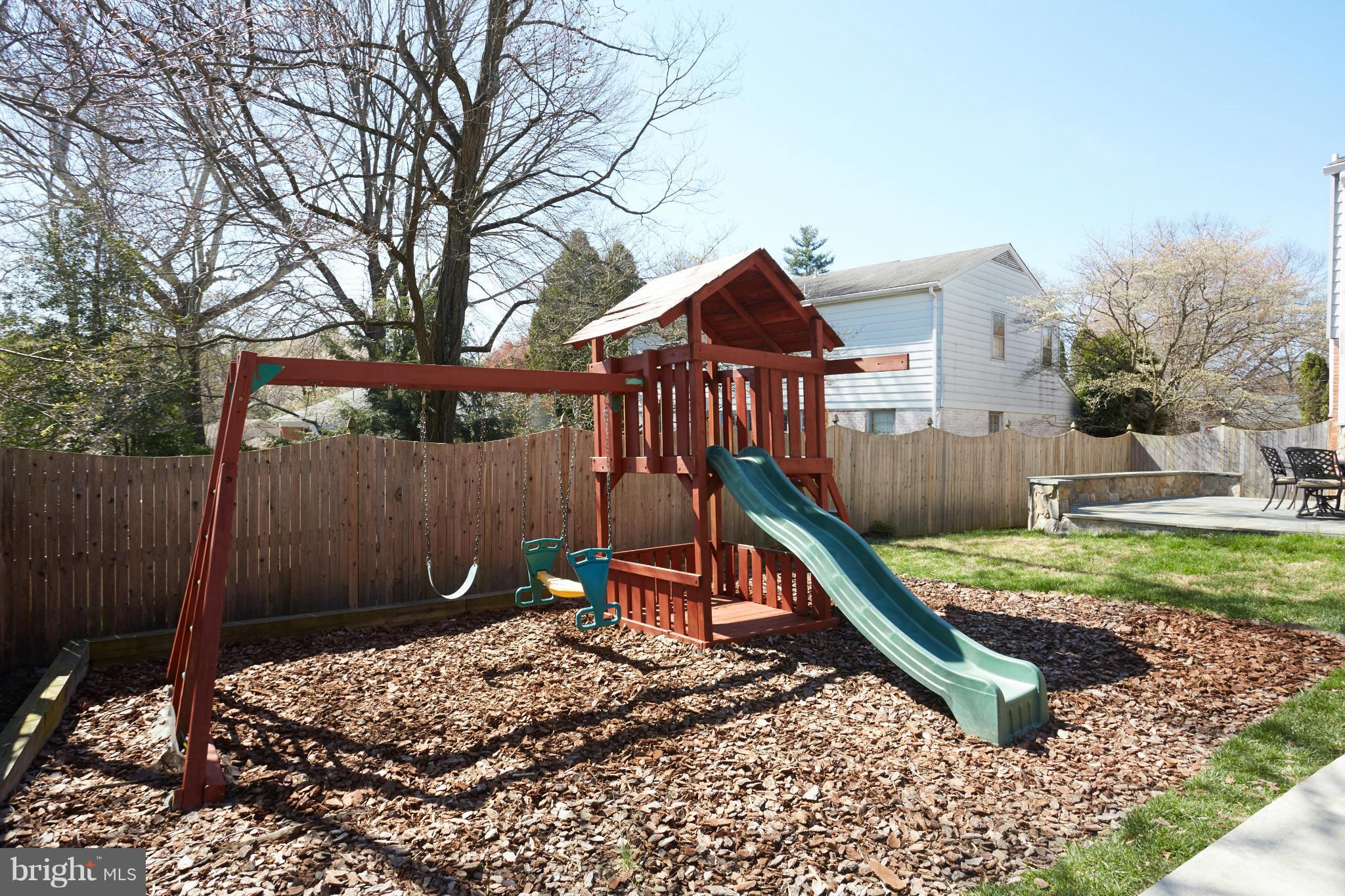 6221 Redwing Road Bethesda, MD 20817 - Photo 24 of 26 Exterior (Rear)