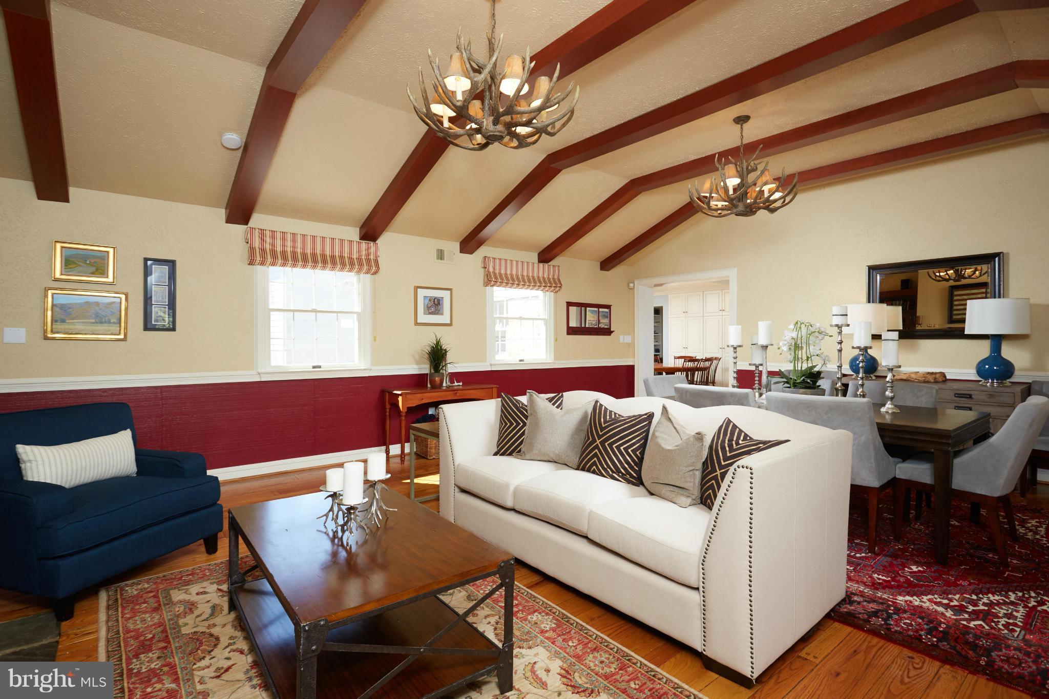 6221 Redwing Road Bethesda, MD 20817 - Photo 8 of 26 Family Room