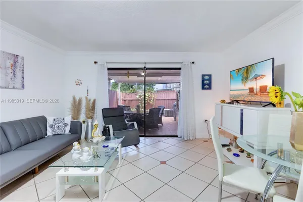 $3,000 | 1758 West 58th Street, Unit 1758, Hialeah, FL 33012