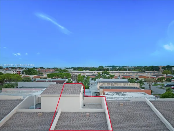 $3,000 | 1758 West 58th Street, Unit 1758, Hialeah, FL 33012