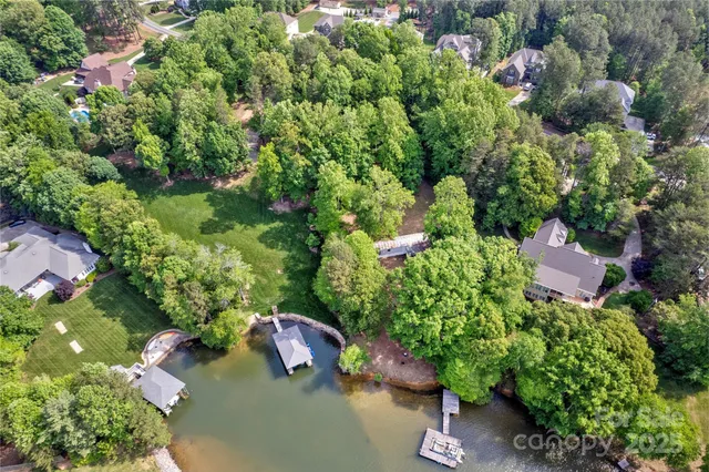 a view of a garden with a fountain