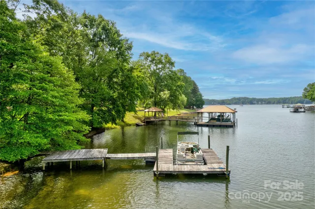 a view of a lake with houses