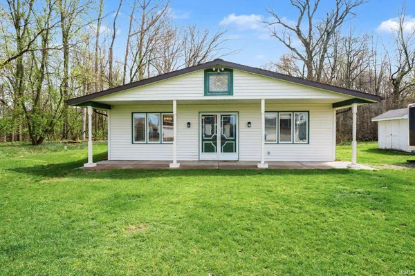 $284,900 | 51220 Maplewood Drive, Elkhart, IN 46514