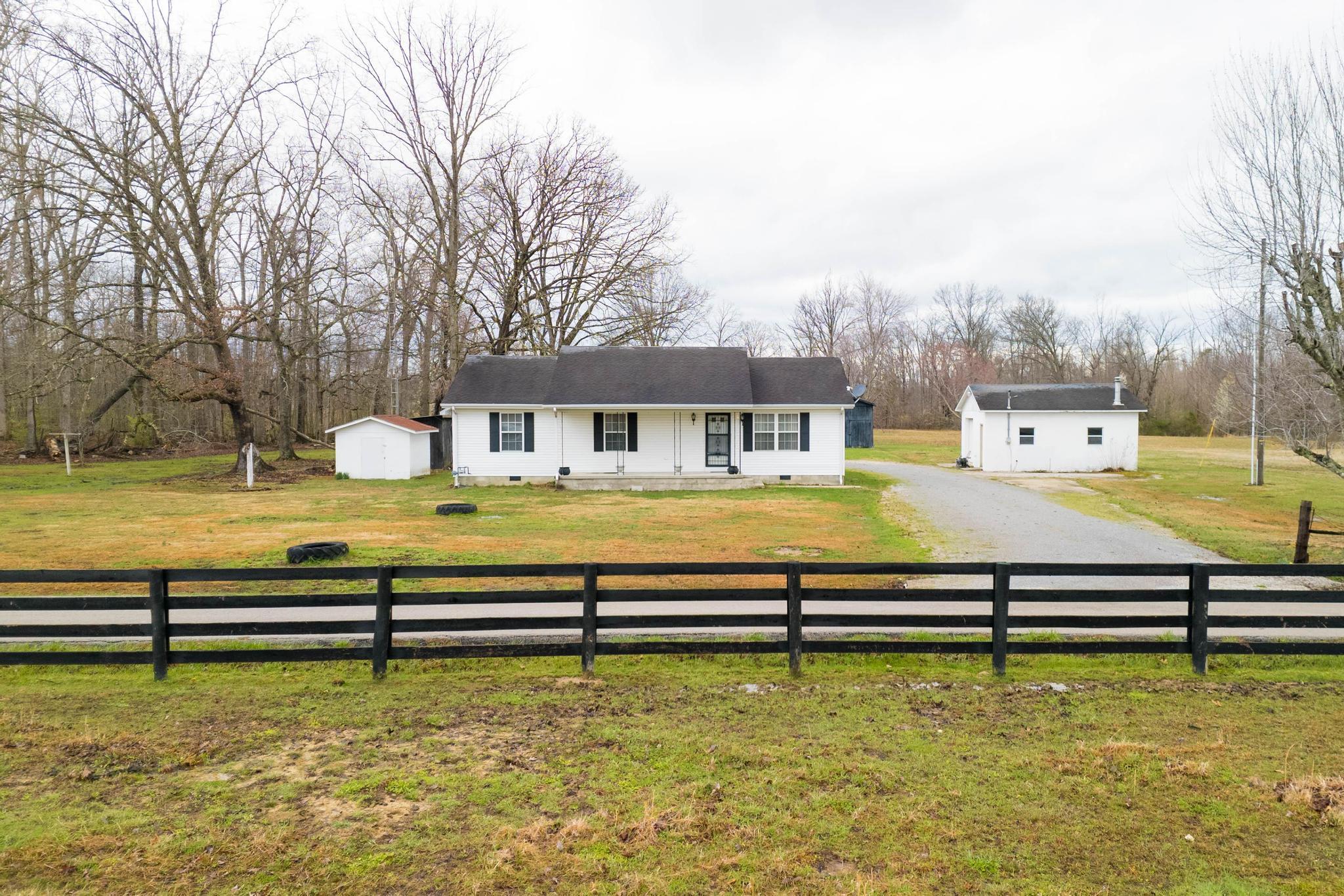 575 Compton Road Jeffersonville, KY 40337 - Photo 7 of 46 DJI_20260316232715_0028_D