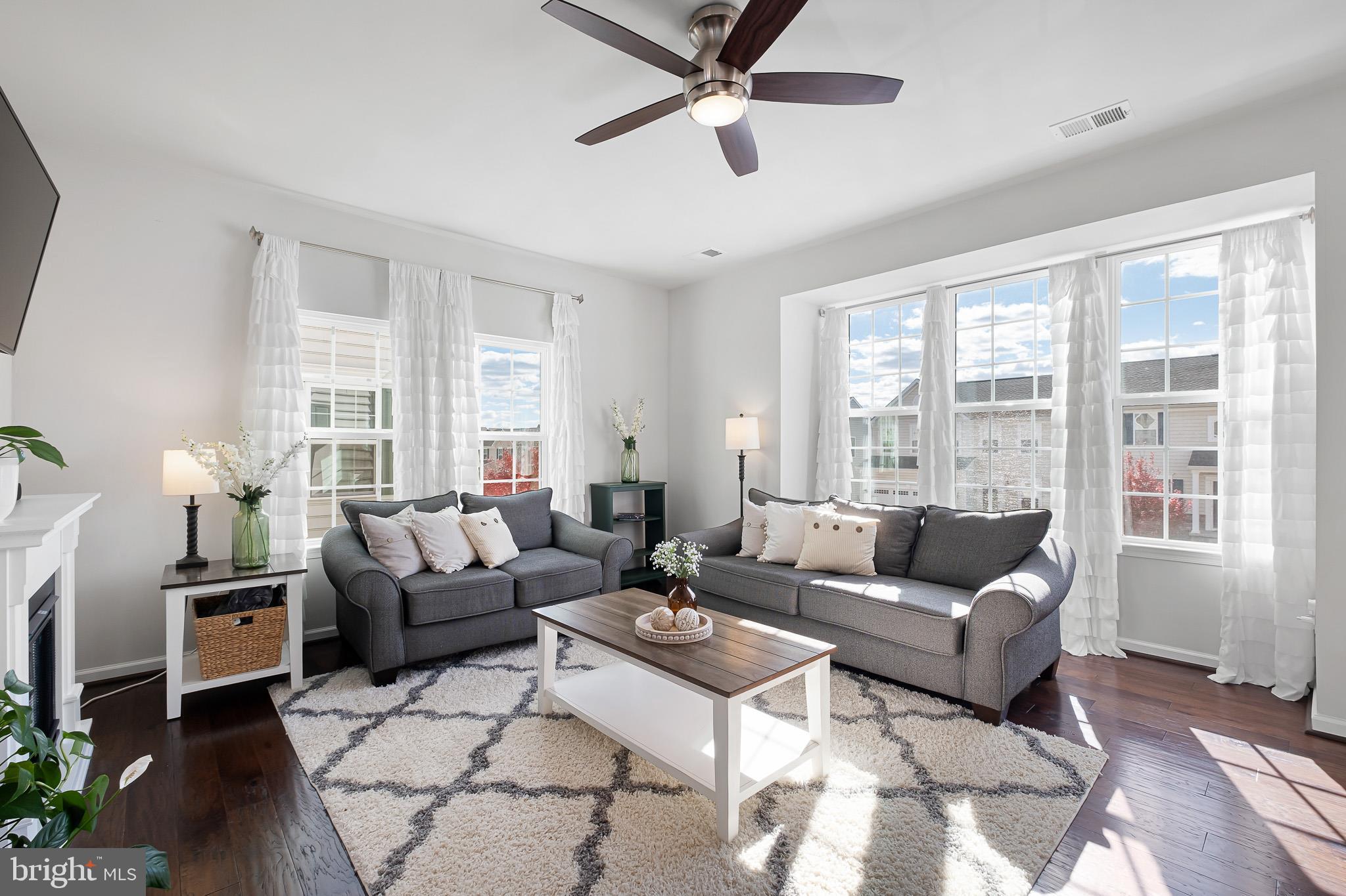 449 Smee Road Middletown, DE 19709 - Photo 8 of 31 a living room with furniture and a large window