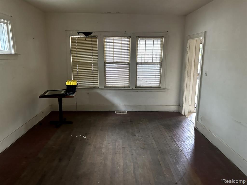 3950 Cadieux Road Detroit, MI 48224 - Photo 3 of 12 Gallery Image 3