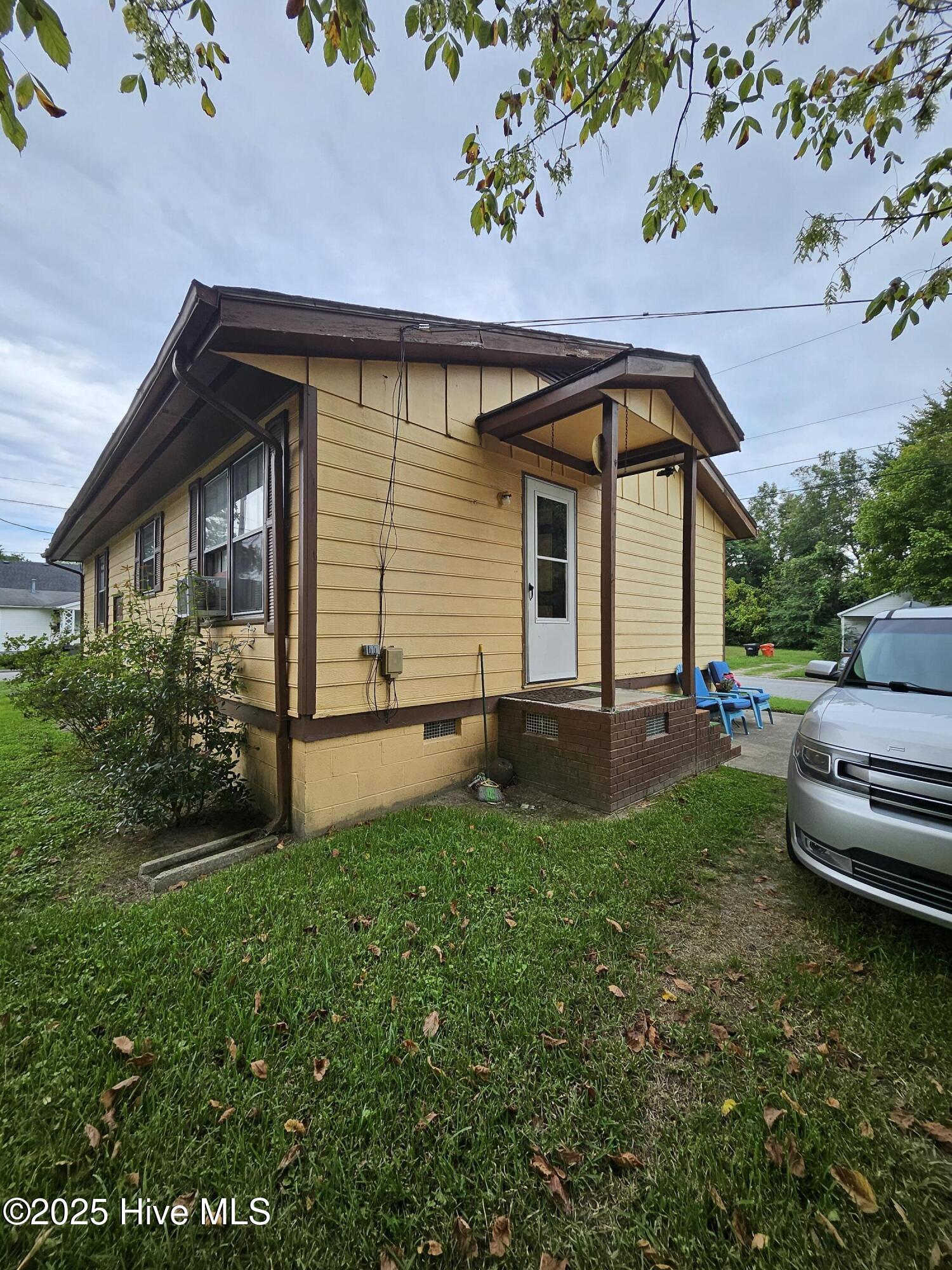 602 Factory Street Elizabeth City, NC 27909 - Photo 9 of 11 20250814_121641