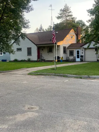 $224,000 | 204 South Dayton Avenue, Parkers Prairie, MN 56361
