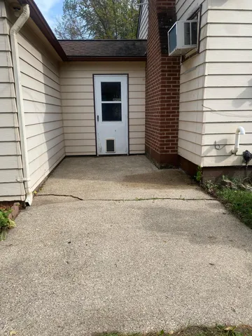 $232,000 | 204 South Dayton Avenue, Parkers Prairie, MN 56361