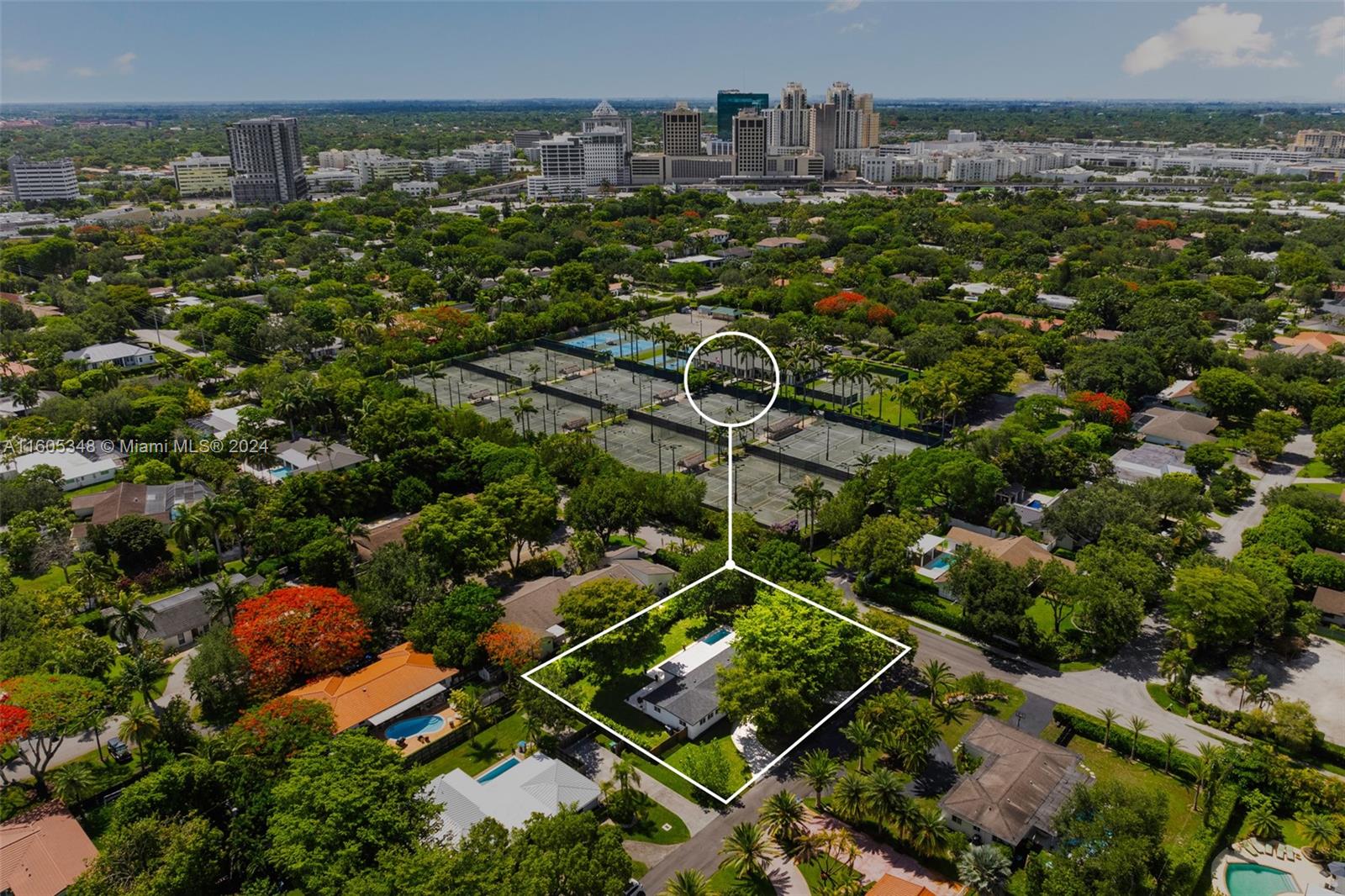 9800 Southwest 70th Avenue Pinecrest, FL 33156 - Photo 46 of 46 an aerial view of multiple house