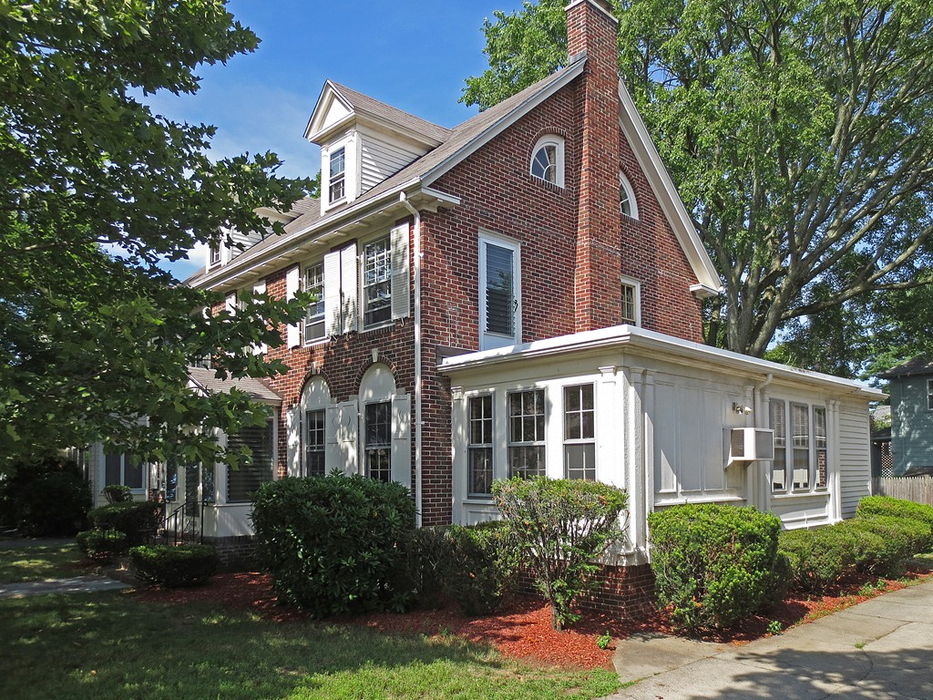 366 Payson Road Belmont, MA 02478 - Photo 2 of 28 Gallery Image 2