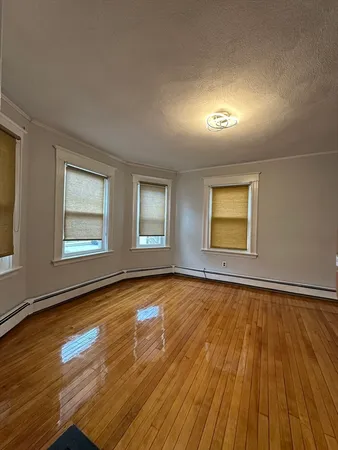 $2,700 | 41 Flynt Street, Unit 1F, Quincy, MA 02171